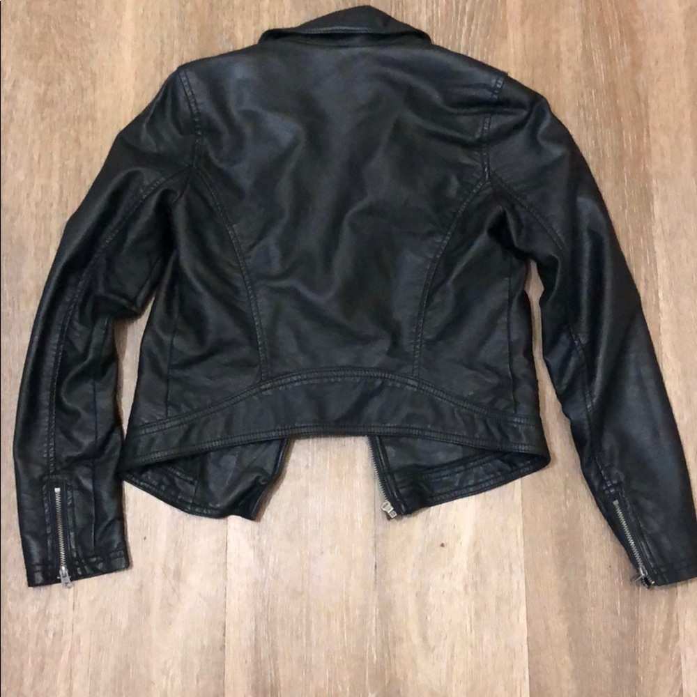 Leather jacket - Picture 4 of 4